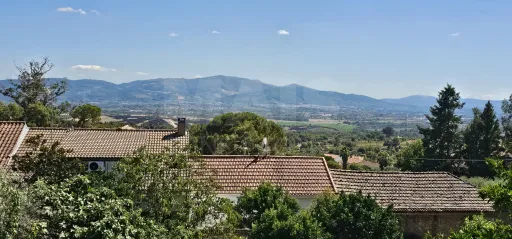 Moradia 2 Pisos centro Peroviseu c/ Terreno 500m2 e Garagem