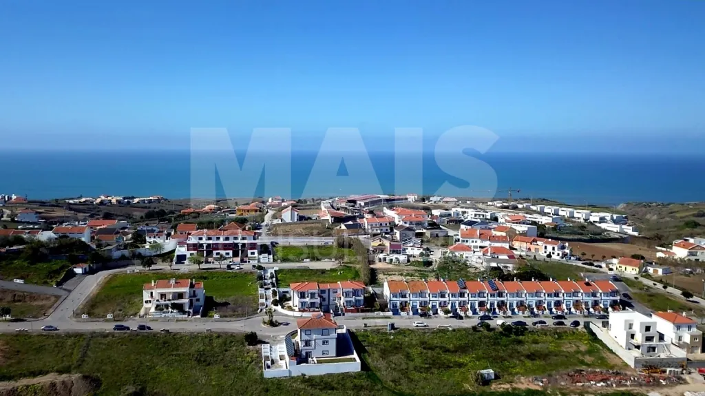 Lote Terreno Urbano, Construção Moradia em Banda