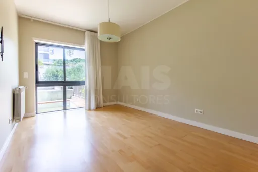Apartamento T3 + Box