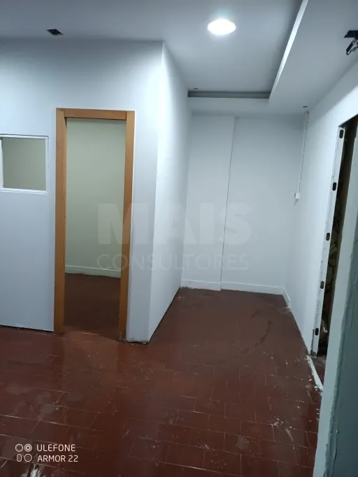 Muito mais de que uma garagem...um espaço com potêncial!