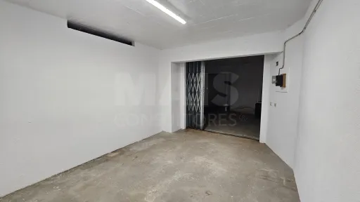 Garagem (Box) na Rua da Constituição, Bom Sucesso - Alverca do Ribatejo