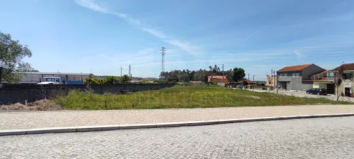Lotes próximo ao Vila do Conde Porto Fashion Outlet