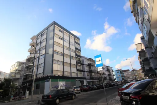 Apartamento T2 no Bairro Azul