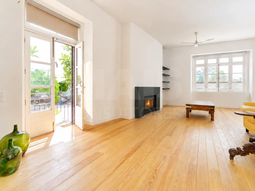 Apartamento T1 com 125 m², Frente ao Centro Náutico, em Alcácer do Sal