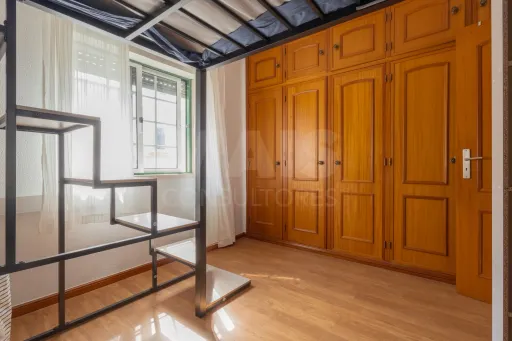 T2 Remodelado com Arrecadação | Outeiro de Polima – São Domingos de Rana