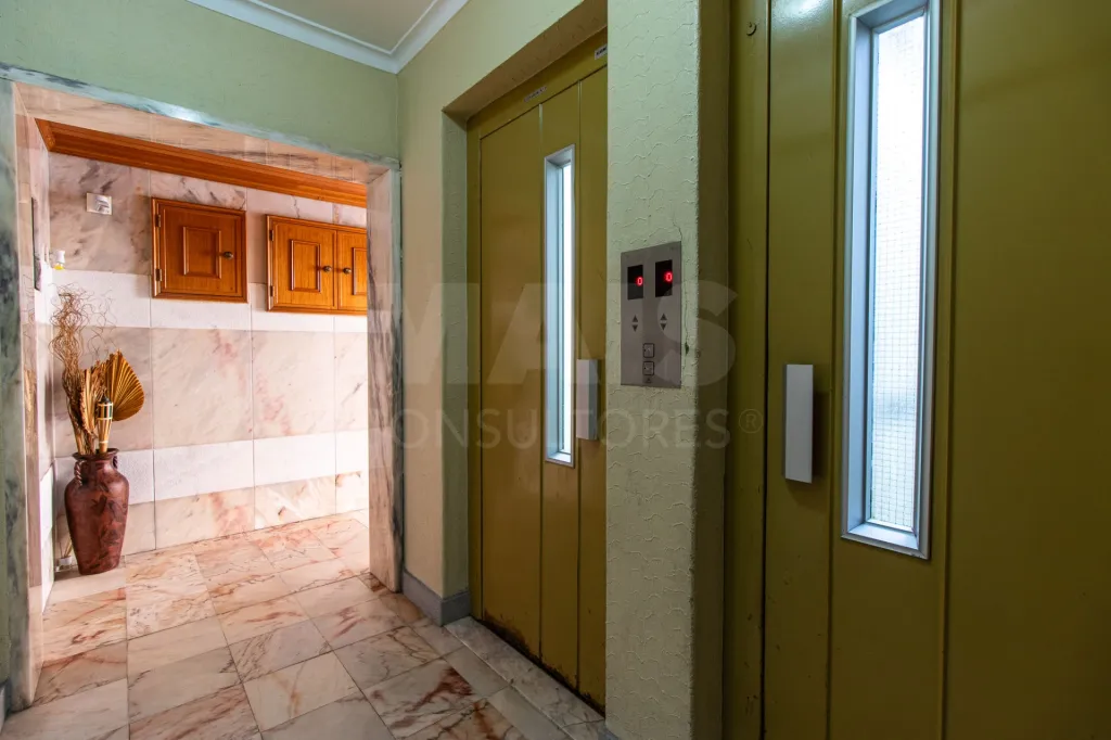 Apartamento T2 Av. de Fitares - Rinchoa - Rio de Mouro -Sintra
