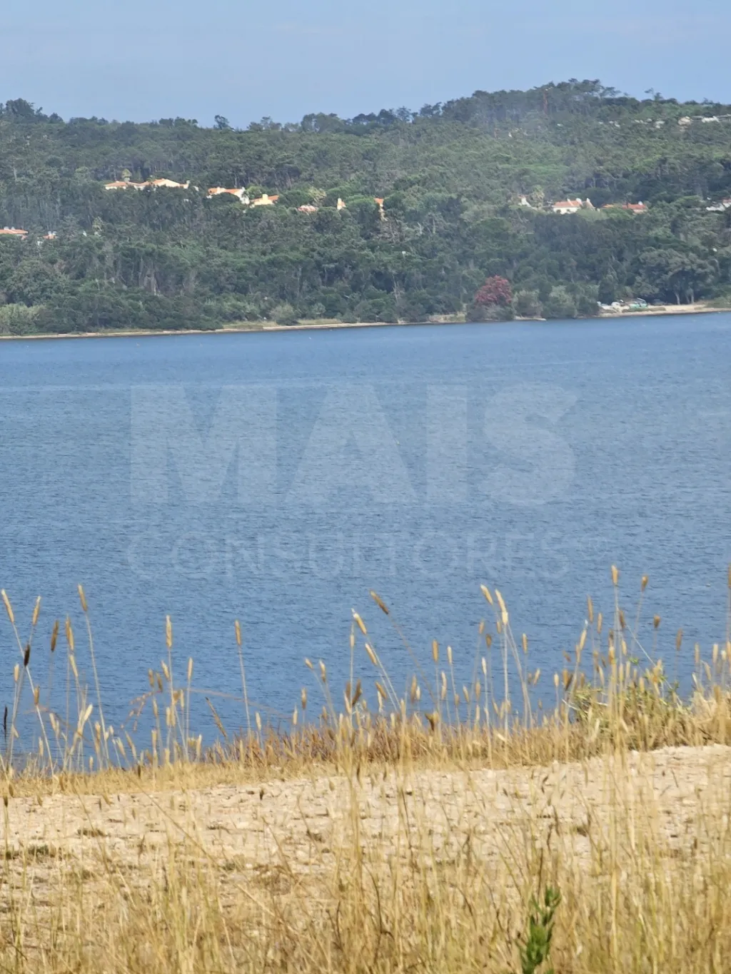 Land with Building Potential in Nadadouro
