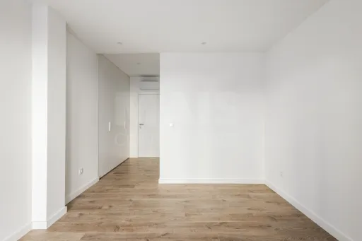Apartamento T3 Novo com garagem -- Santa Bárbara