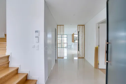 4 bedroom villa in Estoril