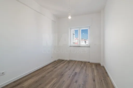 Apartamento T1 em Paço de Arcos