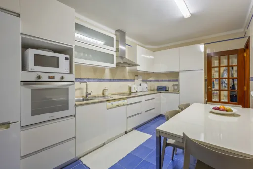 Apartamento T3 Duplex com Garagem em Peniche