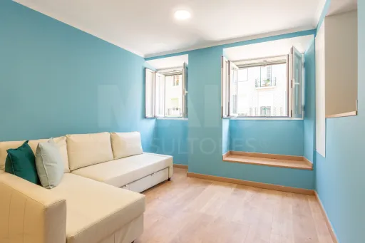 Fully Refurbished 1 Bedroom São Lázaro