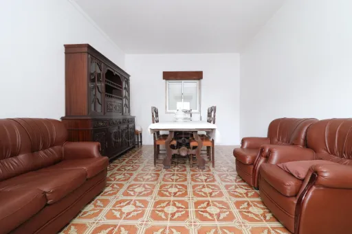 Farm with detached 3-bedroom house, set in a plot of land with 17890 m2 in Biscainho