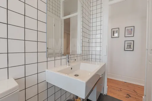T6 com 130m2 Vista Rio à Rua da Junqueira - Belém