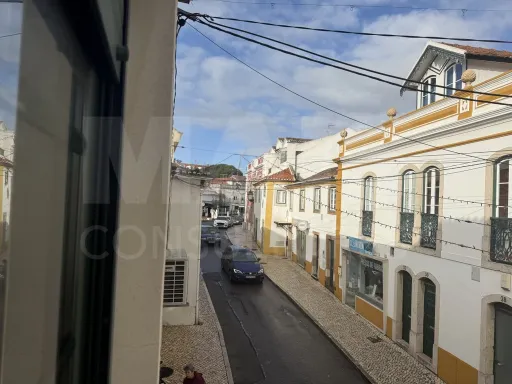 Já pensou em viver e trabalhar no sítio mais central de Arruda? 🍷✨