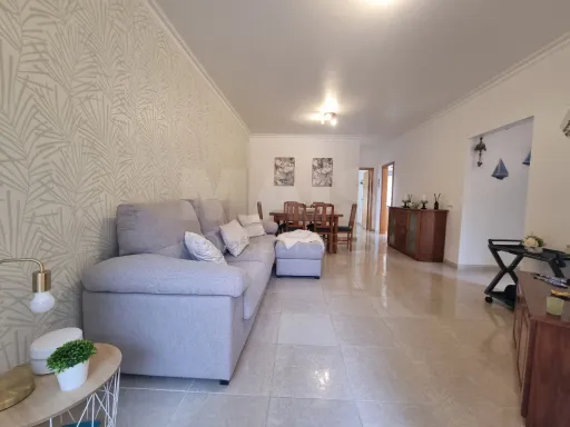 2 bedroom apartment in Porches near the beaches