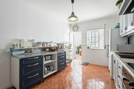 Moradia T2 com quintal em Peniche