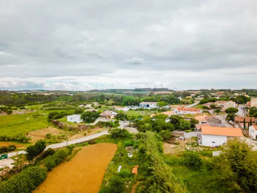 Moradia renovada no Moledo