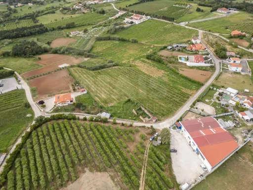 Terreno com PIP aprovado para 6 Moradias