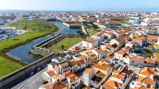 INVESTIMENTO: Prédio com projeto aprovado para 8 Apartamentos