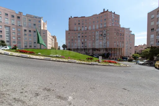 Apartamento T2 | Avenida de Fitares  - Rinchoa – Rio de Mouro - Sintra