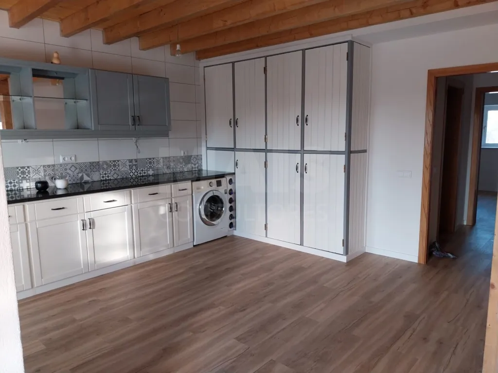 Moradia T2 + 2 com excelente logradouro