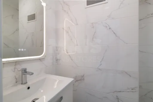 Moradia Isolada T4 Renovada — Abuxarda / Alvide, Cascais