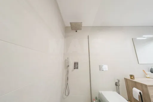 Apartamento T2 |Semi-novo | Varanda | Garagem Box |Atouguia da Baleia, Peniche