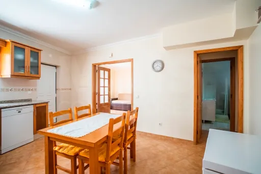 Moradia T2 de Dois Pisos | Laranjeira, Alvorninha