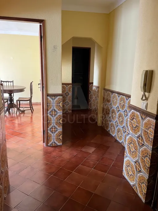 Apartamento T3 no centro das Caldas da Rainha com elevador