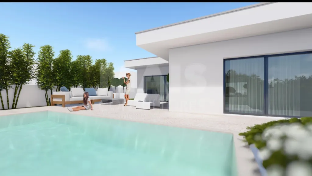 Lote Terreno com projeto aprovado para moradia T3 com Piscina