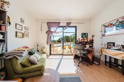 Propriedade com 7240m2 | Duas habitações | Piscina | Garagem | Anexos | Carvalhal, Bombarral