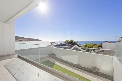 Villas Mar – Moradia V3  com piscina e vista mar  a 150 metros da Praia -Fracao B