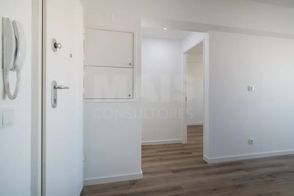 Apartamento T1 em Paço de Arcos