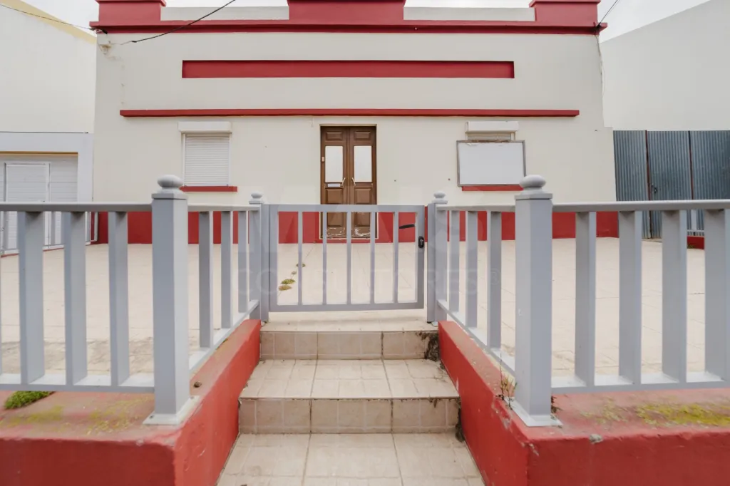 Moradia T4 com Projeto Aprovado