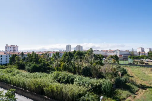 3-Bedroom Apartment in Quinta das Marianas
