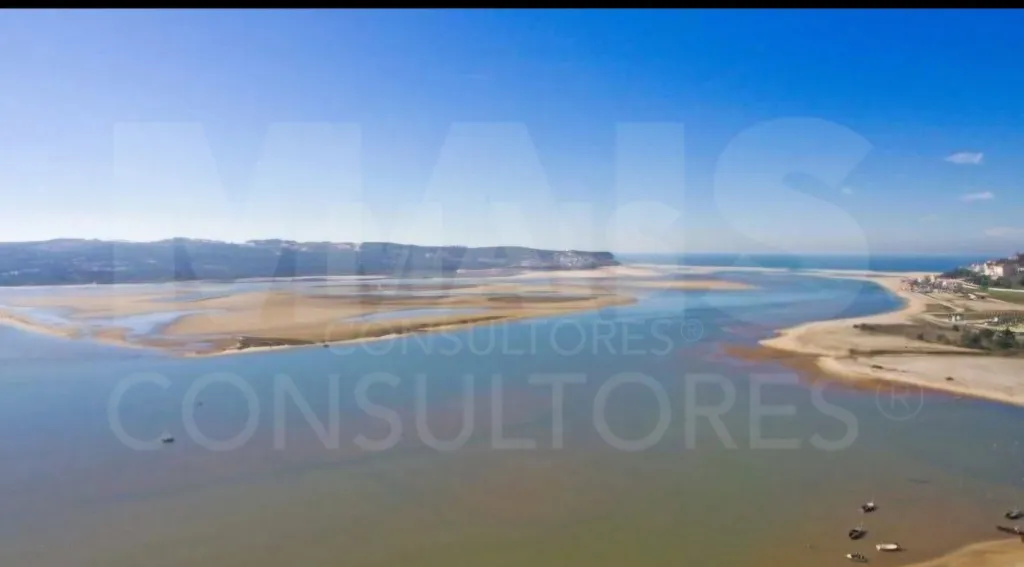 Terreno com Potencial de construção no  Nadadouro