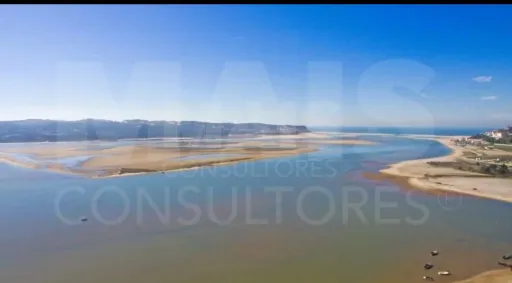 Terreno com Potencial de construção no  Nadadouro