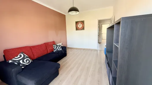 T2 Remodelado em Barcarena – Valejas, Oeiras