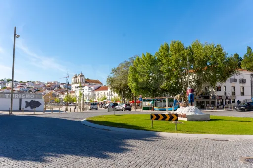 Apartamento T1 com 125 m², Frente ao Centro Náutico, em Alcácer do Sal