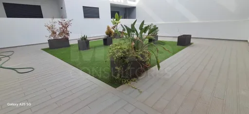 Apartamento T2 em Olhão, sem mobília