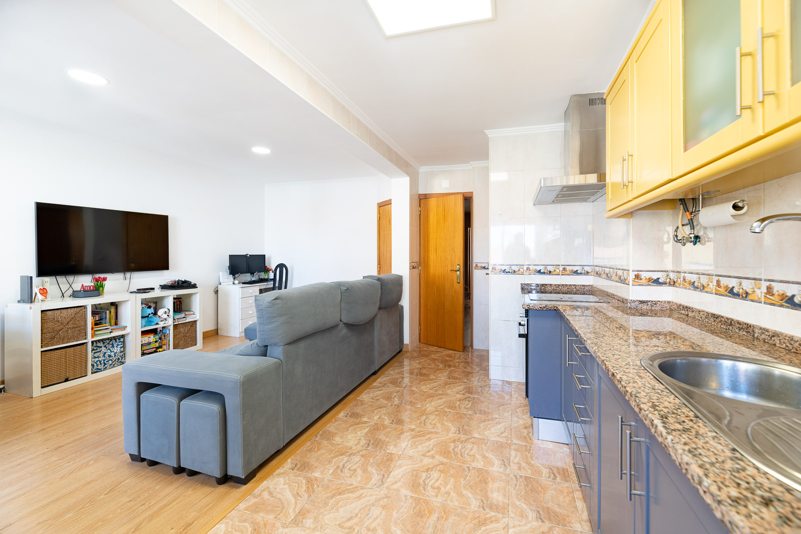 Apartamento T2 na Serra das Minas - Rio de Mouro com arrecadação e elevador