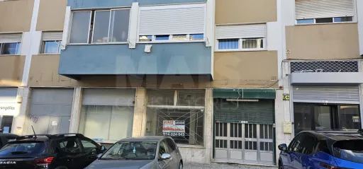 Forte da Casa store with 220mts