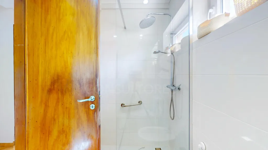 Apartamento T3 Remodelado no Centro de Oeiras | Elevador | 105 m² | Excelente Oportunidade