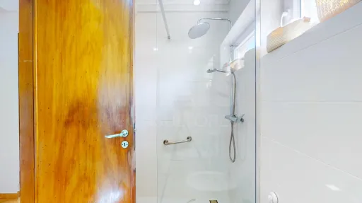 Apartamento T3 Remodelado no Centro de Oeiras | Elevador | 105 m² | Excelente Oportunidade