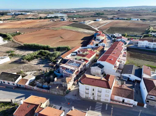 Apartamento T2 com Varanda & Parqueamento Privado, a 1 km da Praia da Consolação | Atouguia da Baleia – Peniche