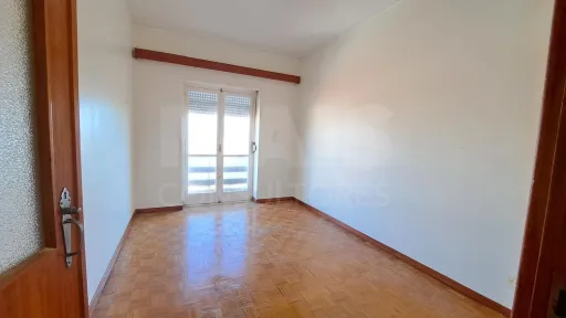 Prédio em Peniche | Investimento com rendimento e potencial de valorização