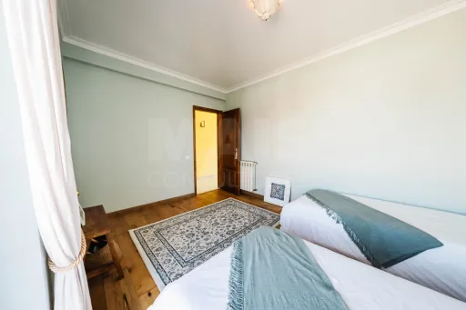 Moradia T5 em Lourinhã com Vista Mar, Piscina Aquecida e Jardim