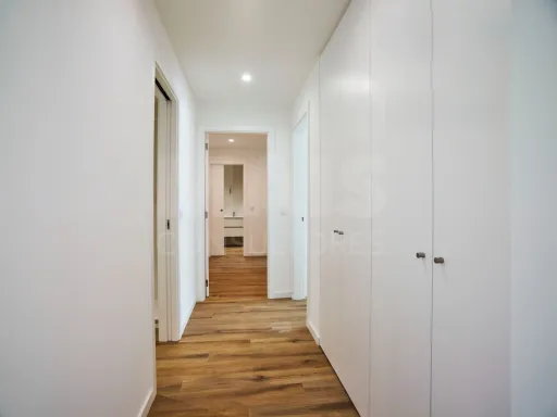 2-bedroom apartment in Nazaré with 2 parking spaces