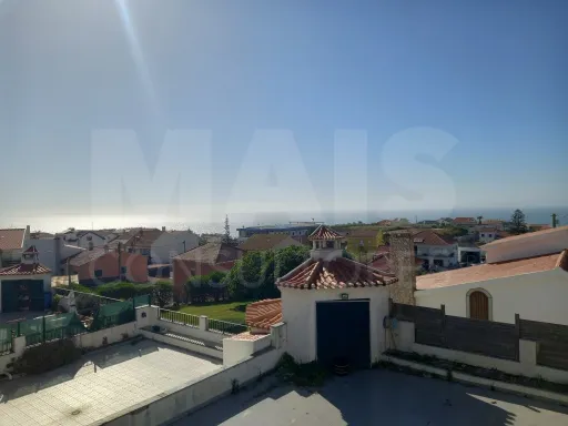Moradia de 5 Assoalhadas em Ribamar C/ lote de 300m2 e Sótão amplo